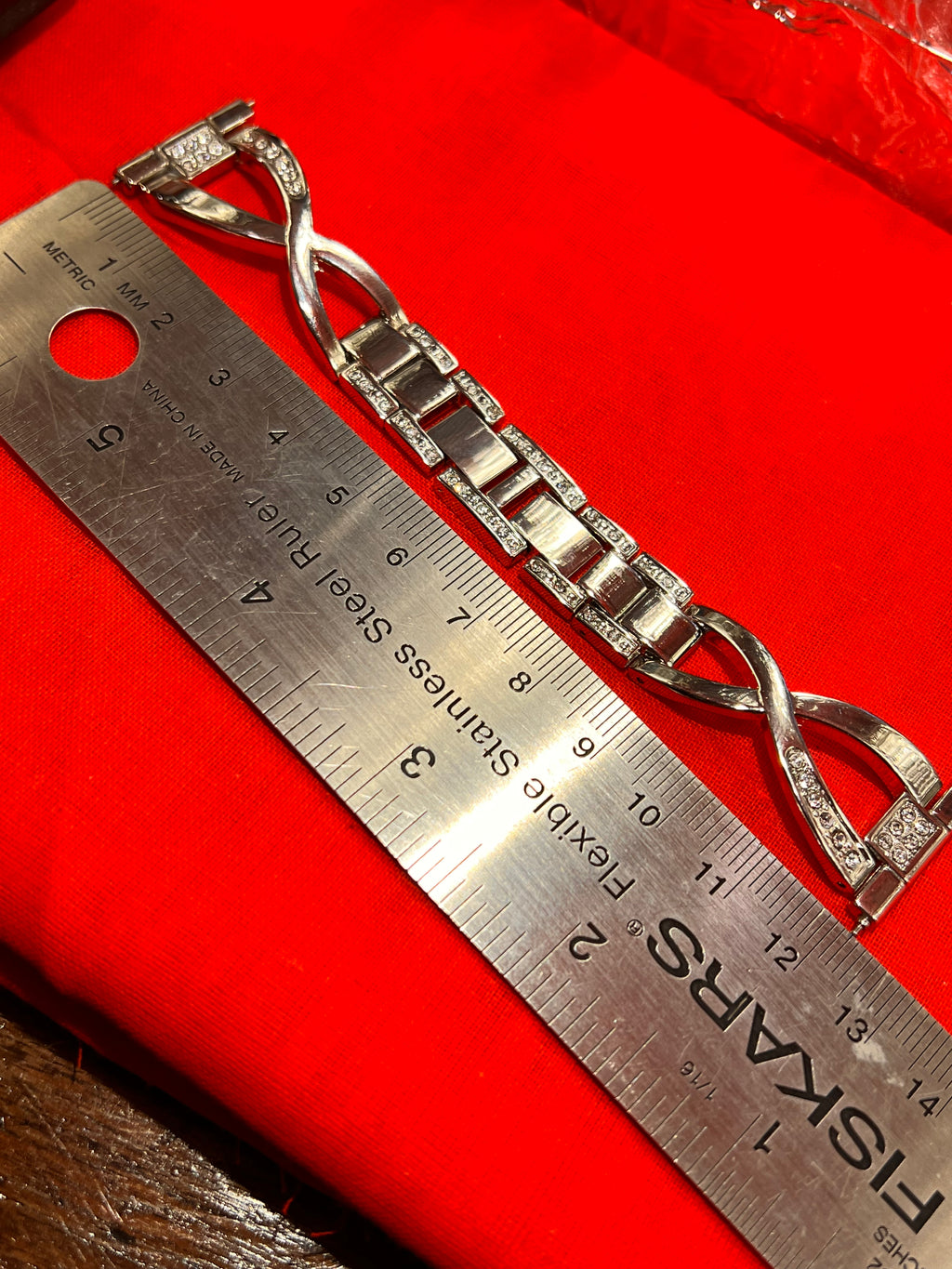 #001 Ladies wrist watch bracelet with stones adjustable