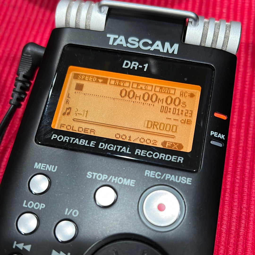 Tascam DR-1 Portable Digital Recorder w/ Battery MW3A3 Tascam Dr-1 Handy Recorder 2GB / MP3 / WAV / with manual