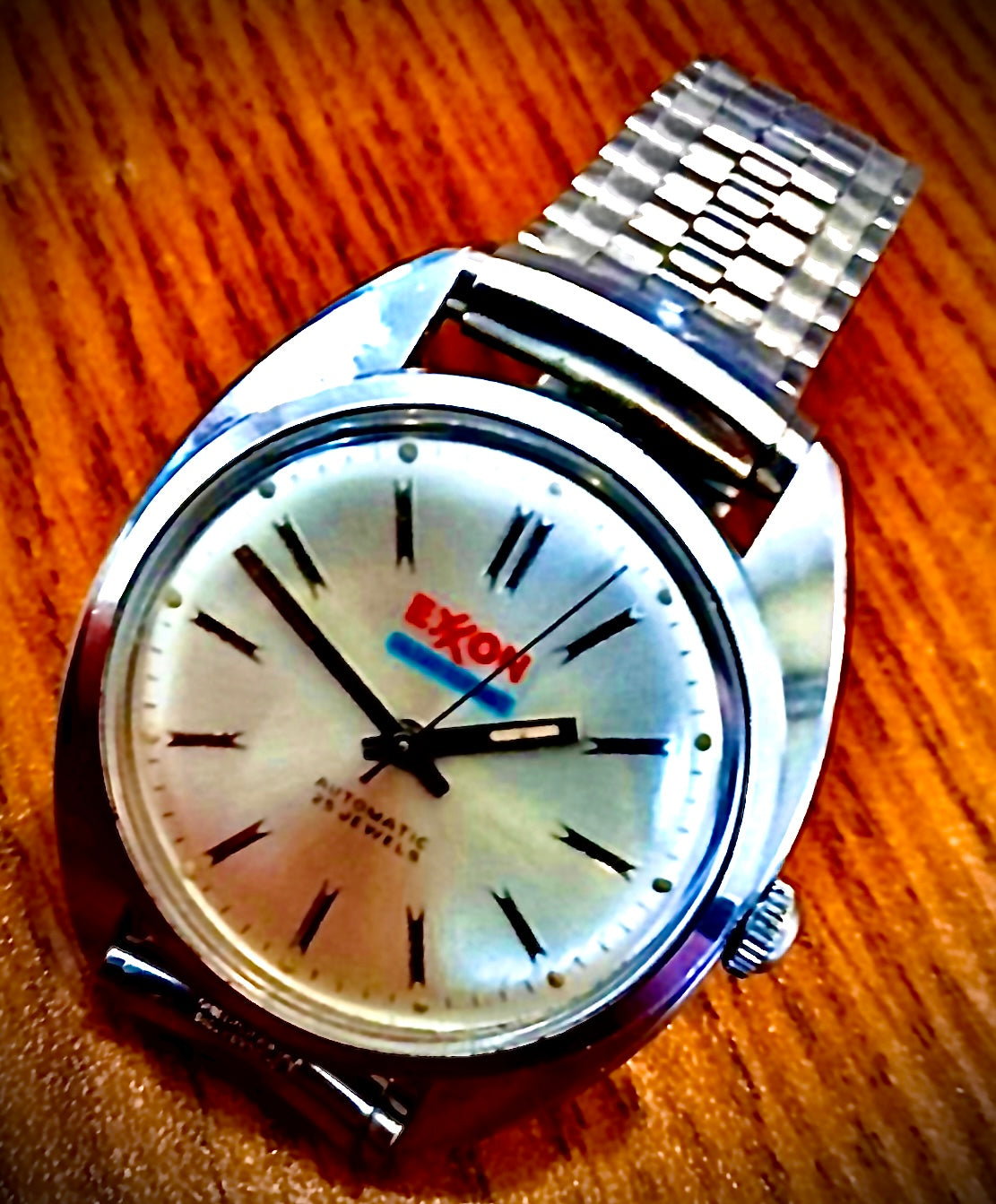 #431 Vintage Automatic 25 jewels Exxon advertising Wrist atch