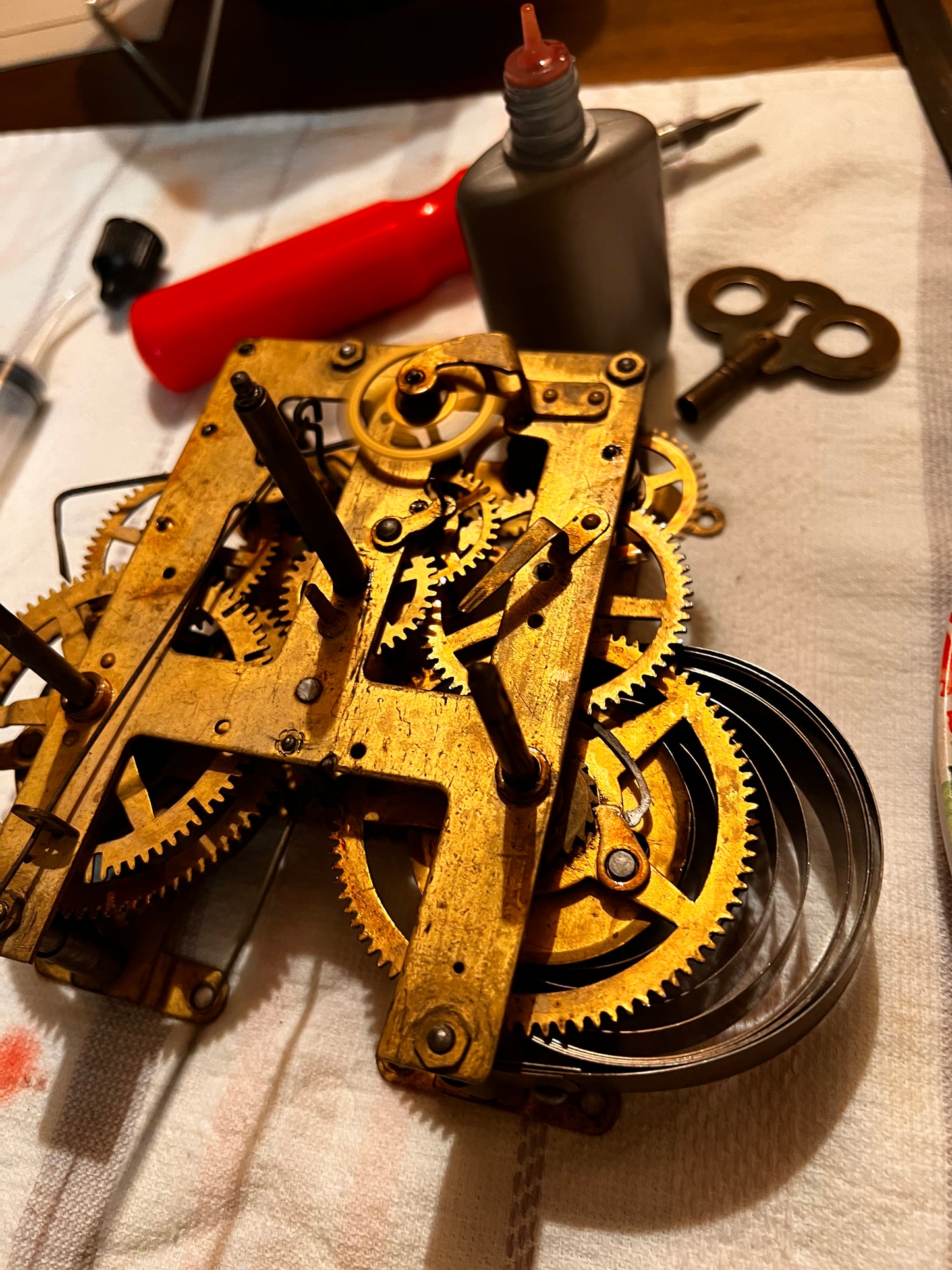 56. wooden clock not working willow creek Serviced doesn’t want to tick parts or not working