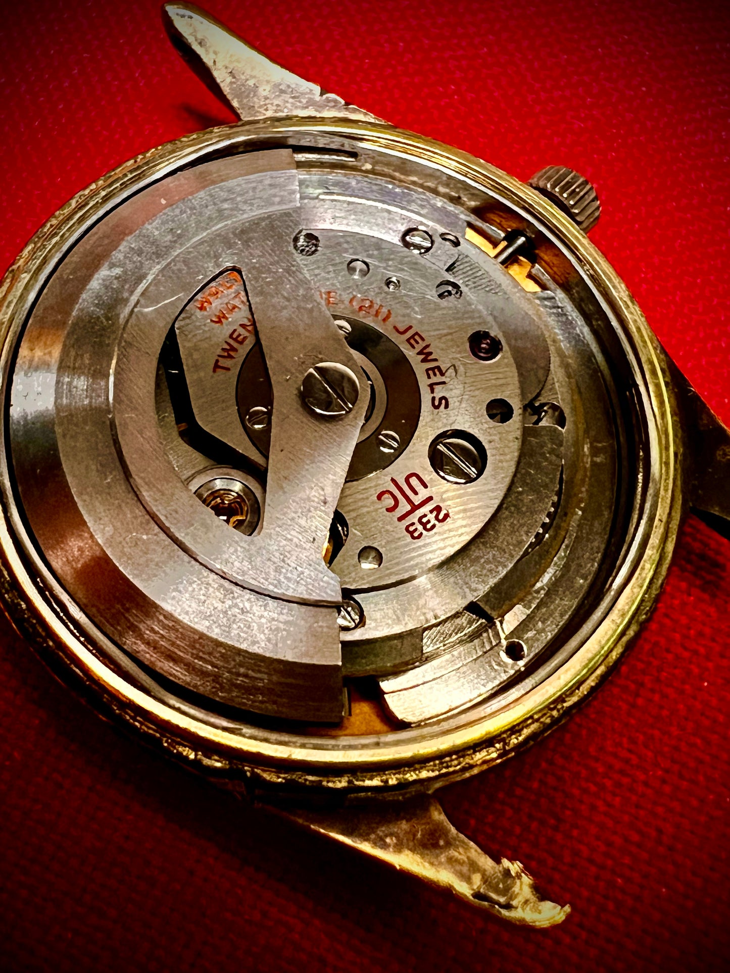 #174 Waltham 21 Jewls Automatic beautiful Golden textured Dial red arrow seconds hands Ebay Inv