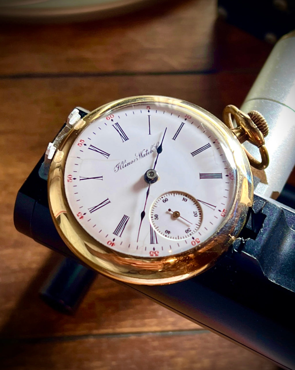 #166  ILLINOIS POCKET WATCH GRADE I.W.C.   18S 7Jewls  WORKING GREAT Gold Filled large  beautiful