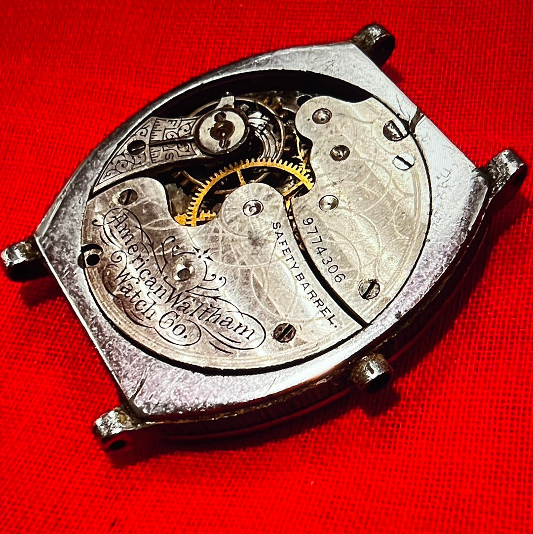 #264M Waltham Wrist Watch Movement And Case for Parts or not working