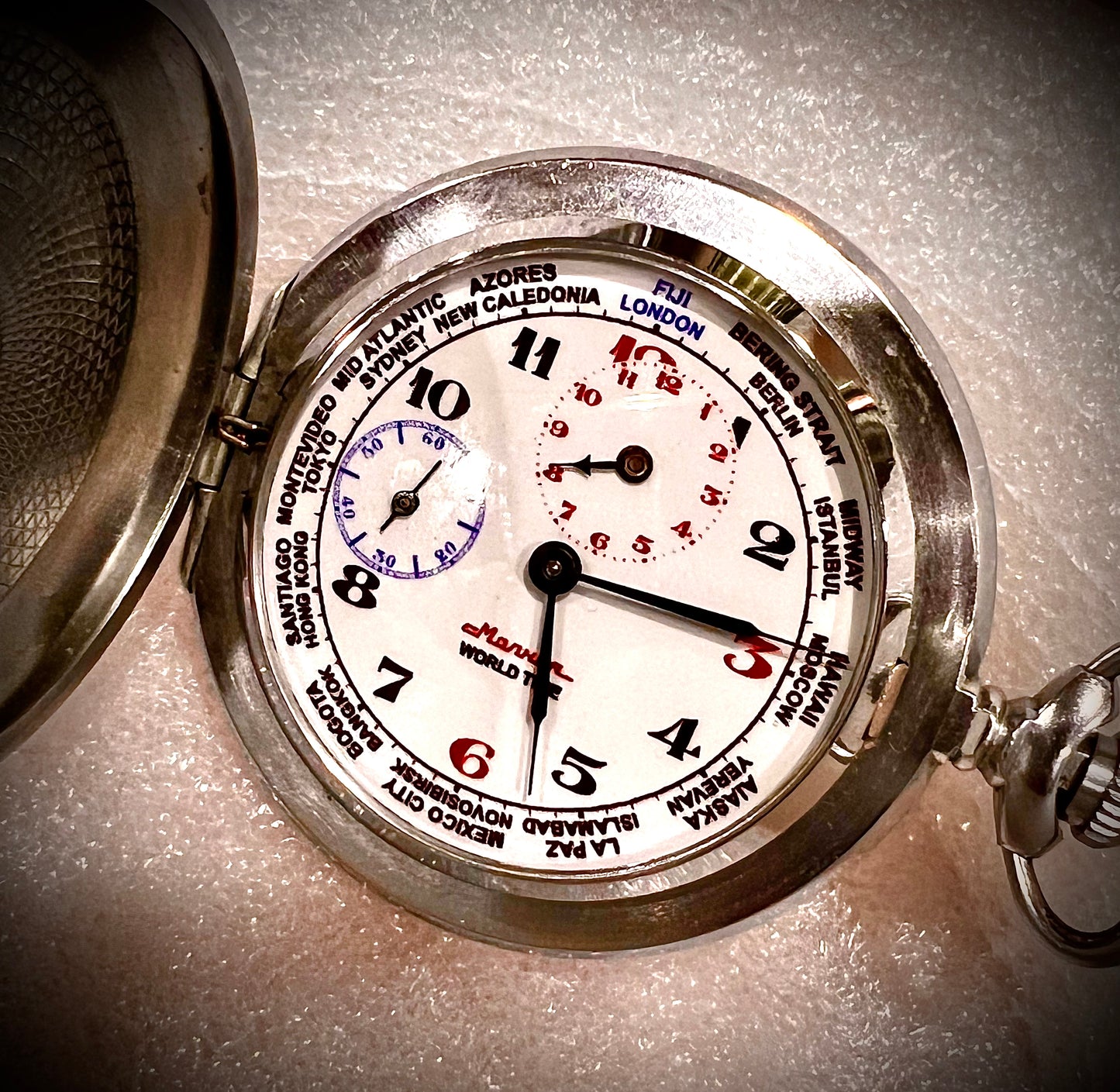 #744 Rare MOLNIJA MOLNIA WORLD TIME Hunter case Mens pocket watch, 18 Jew. *SERVICED