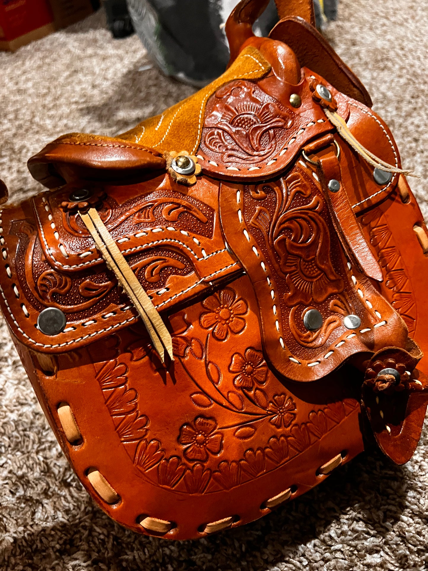 Unique Brown Leather Stamped Novelty Western Cowgirl Cowboy Saddle Purse