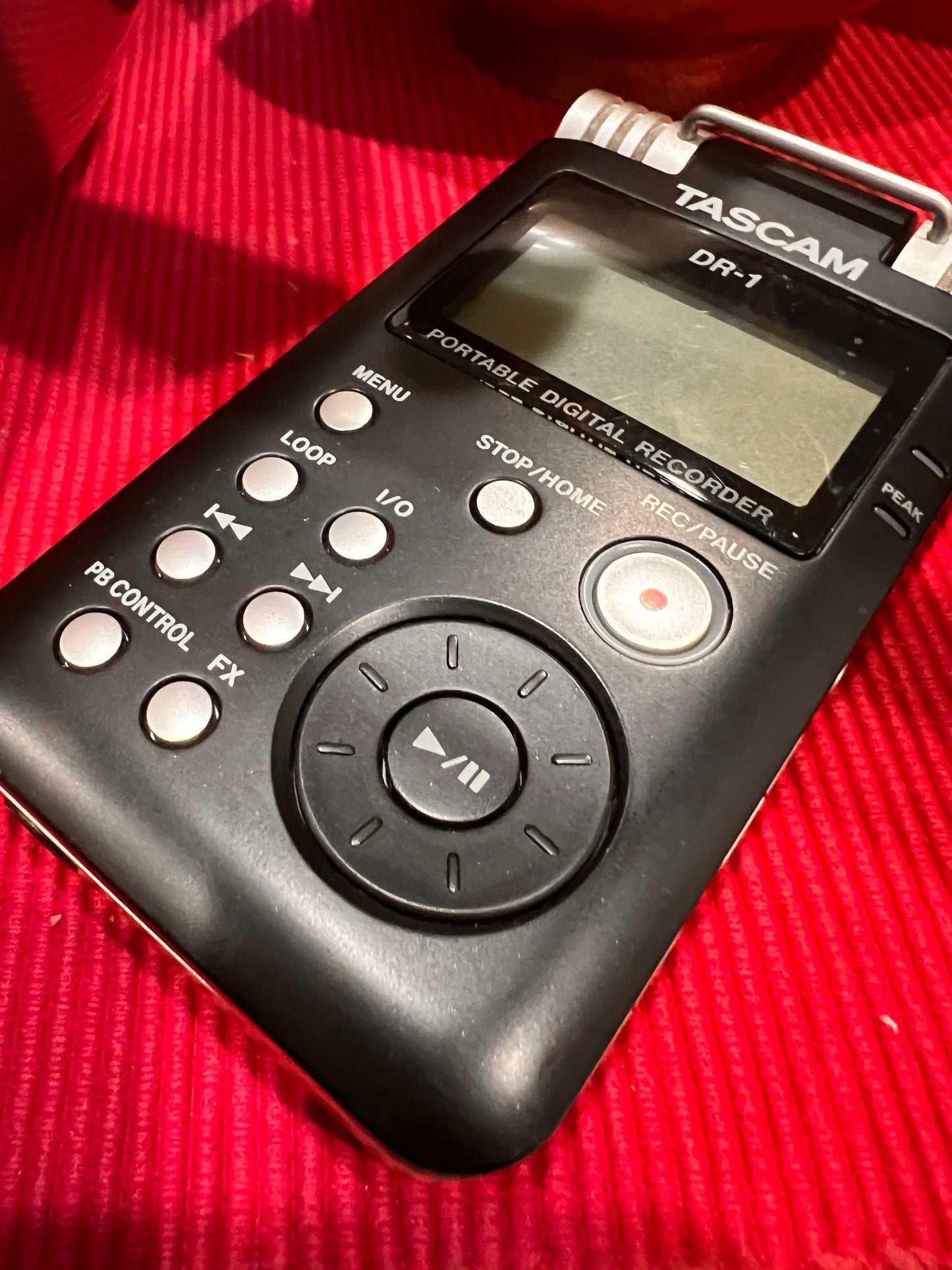 Tascam DR-1 Portable Digital Recorder w/ Battery MW3A3 Tascam Dr-1 Handy Recorder 2GB / MP3 / WAV / with manual