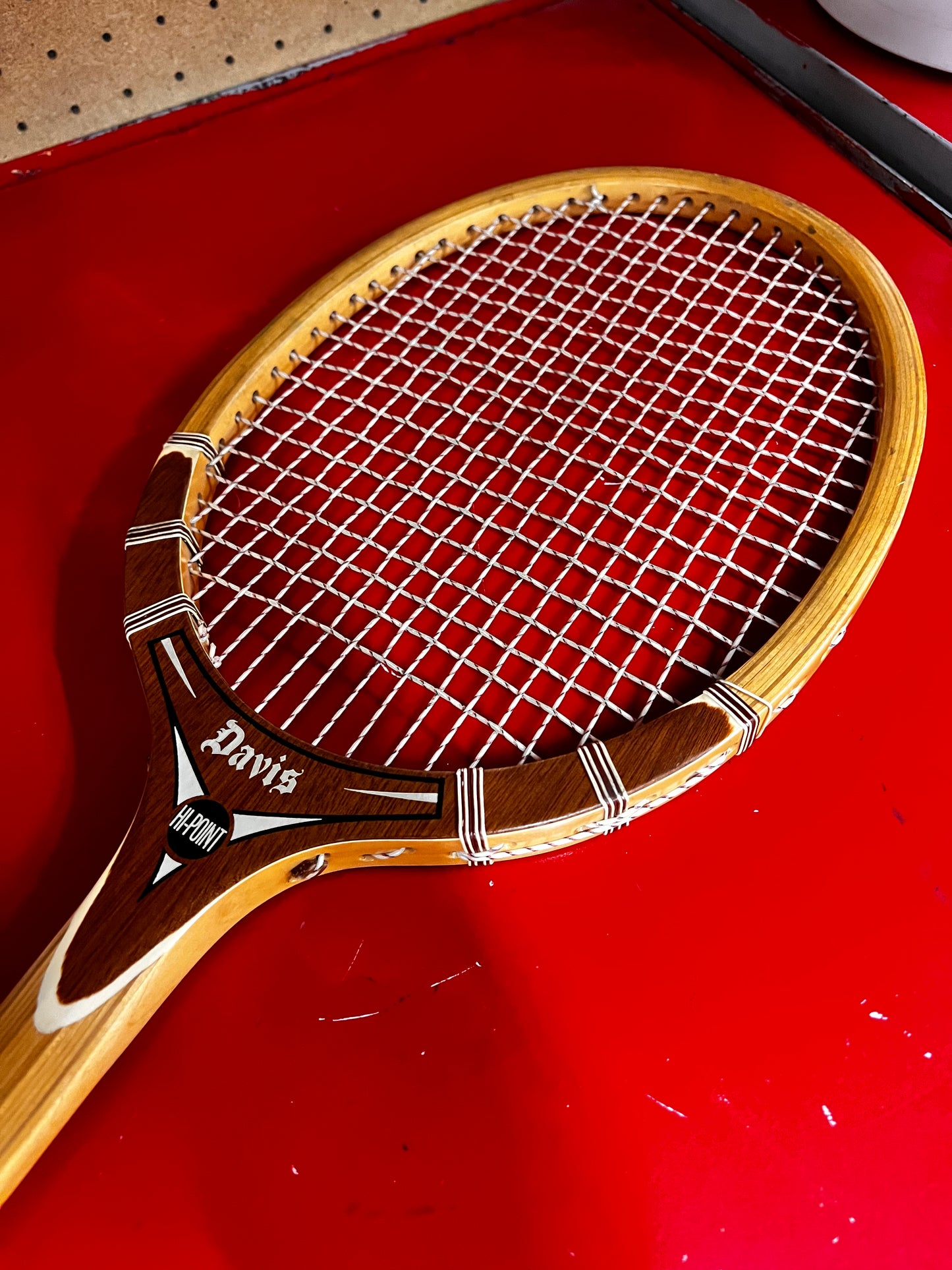 TAD DAVIS VTG. HI-POINT WOODEN TENNIS RACQUET CUSTOM MADE 3L 4 1/2" GRIP W/FRAME