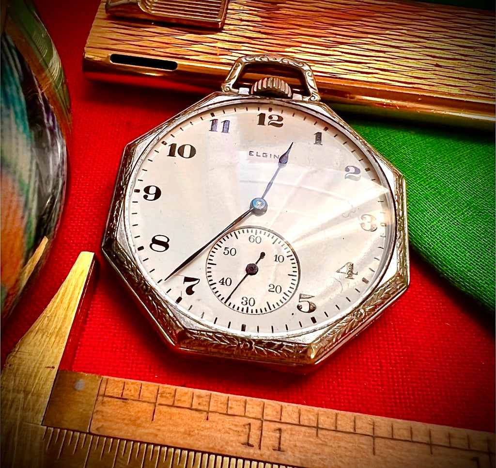 #286 Vintage Collectors 90 Plus Years Old  17 J 14 K Gold Filled Elgin Pocket Watch