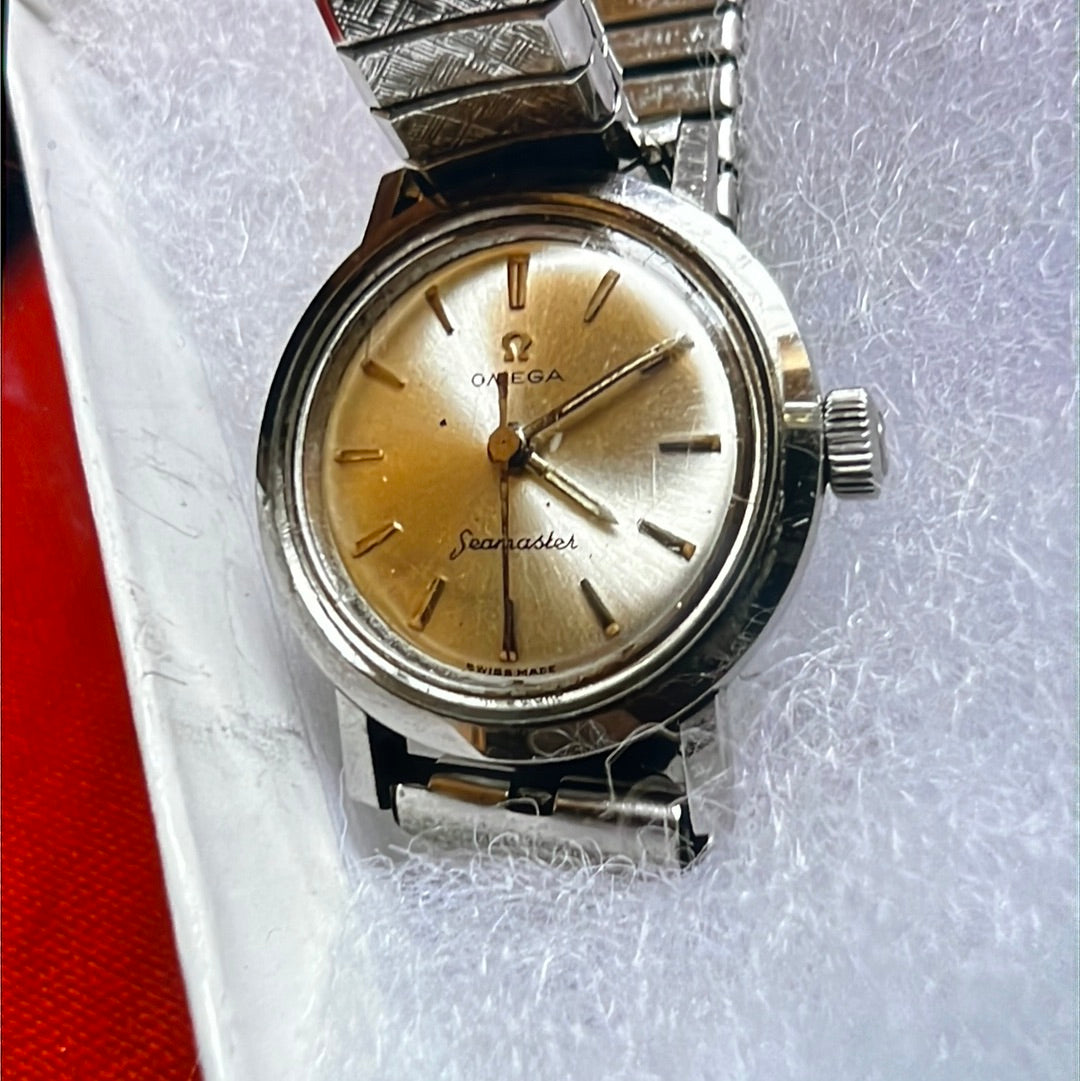 #396 Omega Seamaster Ladies, Vintage, Manual Wind Silver Dial WorkingRareHTF! Ebay Inv Shahid 170.01